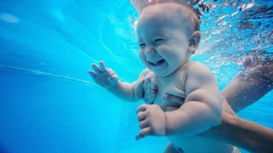 Nuoto per neonati
